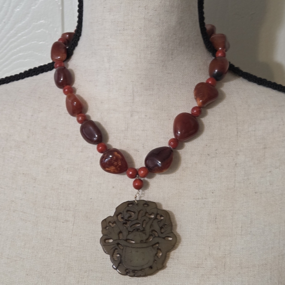 vtg chinese natural carnelian stone old carved green jade pendant necklace 14k